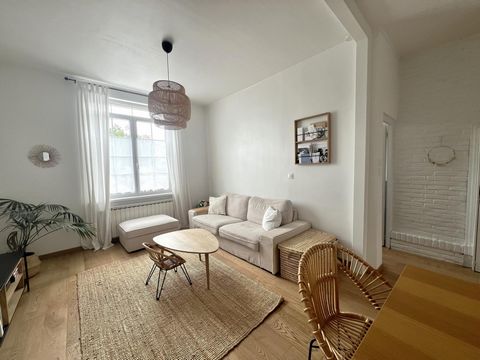 Maison mitoyenne 4 chambres - buanderie - jardin - parking