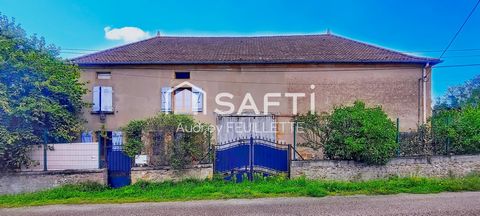 Maison traditionnelle avec dépendances et terrain constructible à Iguerande