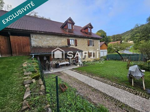 Maison - 8 pièces - 275 m²