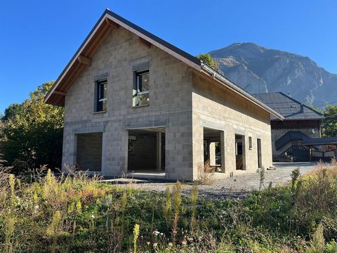 APPARTEMENT VENDU EN PLATEAU HORS D'EAU / HORS D'AIR - BOURG D'OISANS