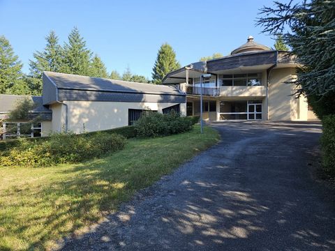 Produit rare en Haute-Corrèze  Domaine de 15 hectares au cur de la nature