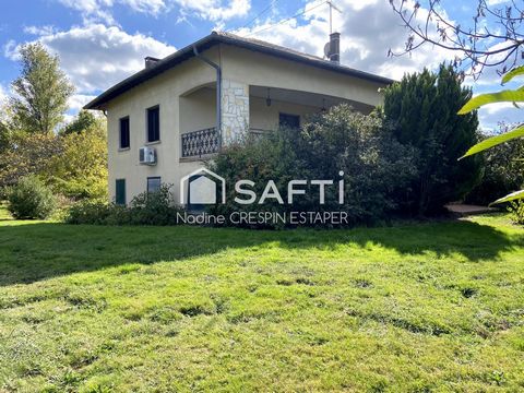 ST-ETIENNE-DE-TULMONT Maison de 154 m² sur terrain en partie constructible de plus d’1 hectare