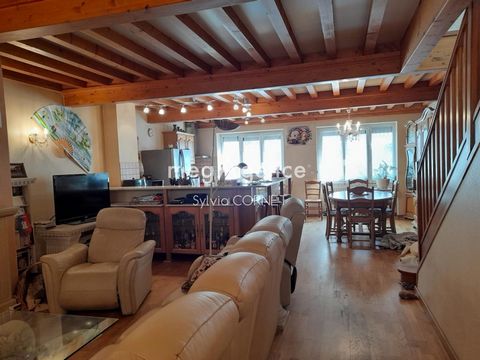 MAISON DE VILLAGE AU CENTRE DE PONCIN