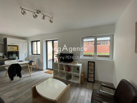 AVRANCHES : APPARTEMENT T2 ENTIEREMENT RENOVE AVEC TERRASSE ET STATIONNEMENT