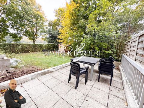 Grand jardin privatif d'environ 200 M²