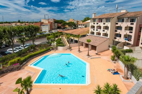 Lively, trendy, green, the dynamic resort of Cap d'Agde attracts families, bands of friends as well as couples. Vast sandy beaches, numerous bike paths and walkways, bustling marina, leisure island for the night owls, everyone will find something to ...
