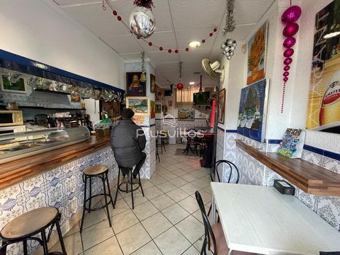 Commercial premises for sale. It is located in the centre of Calpe and has been running for 22 years. Due to retirement, the owners are selling. For more information, do not hesitate to call.