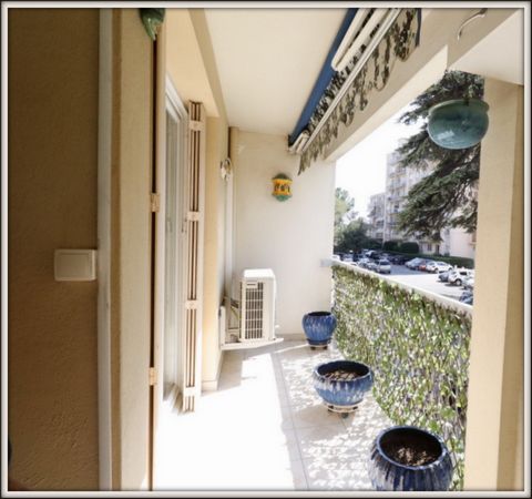 Dpt Bouches du Rhône (13), à vendre MARSEILLE 4EME ARRONDISSEMENT appartement T4/5 DE 80 m² avec terrasse et loggia
