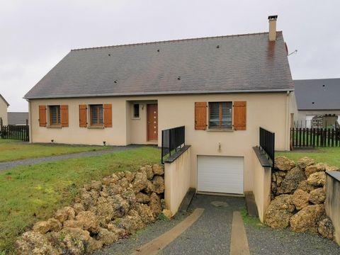 Dpt Loir et Cher (41), à vendre BONNEVEAU maison P7 de 164 m² - Terrain de 1 144,00 m² - Plain pied