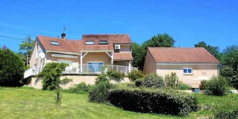  EXCLUSIVE- A modern property situated in a small hamlet above the village of Saint-Vincent Rive D'Olt in the Lot valley with open views over the countryside and vineyards.   Ground floor:  Entrance hall (7.6m2) opens into a spacious Lounge/dining ro...