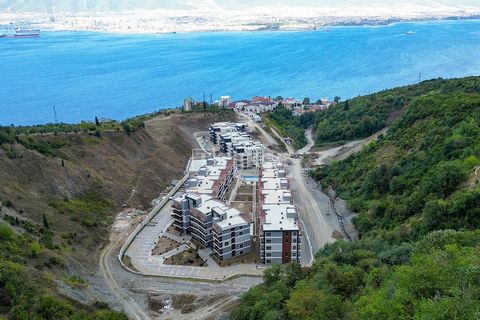 Wyjątkowe Apartamenty z Widokiem na Morze i Udogodnieniami w Kocaeli Değirmendere Kocaeli to jedno z najczęściej wybieranych miast ze względu na malowniczy krajobraz, rozwinięte życie miejskie i bliską odległość od Stambułu. Spokojna atmosfera i cent...