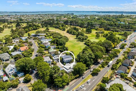 Vendor has requested that all offers be presented. Nestled in a prime location, this substantial, six bedroom, two level home really is a 'monster cash cow' opportunity. Located just metres from the ninth Hole at Chamberlain Golf Course it is surroun...