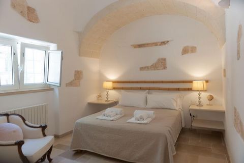 Tradition and modernity meet in this beautiful trulli property: in typical light colors and with traditional materials, the holiday home has been renovated with modern amenities. It is nestled in the heart of the Valle d'Itria near Cisternino, Ostuni...