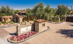 Discover an exceptional chance to own a newly constructed estate in the prestigious vicinity of Clancy Lane, Rancho Mirage, a mere stone's throw from the allure of El Paseo and The River. Nestled within the gates of Bella Clancy, 9 Via L'Antico is si...