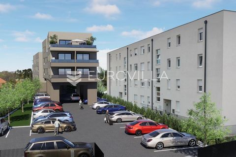 Zagreb, Trnava, two-room apartment on the ground floor in a new building with an elevator of 42 apartments and parking spaces in an excellent location. Apartment S1.17 is located on the first floor and consists of a living room with a kitchen and din...