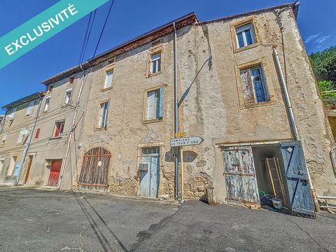 Situé au premier étage d’une petite copropriété de deux lots, cet appartement T3 d'une superficie de 70m² offre un véritable potentiel à exploiter. Bien qu'il nécessite une rénovation complète, il présente de nombreux atouts qui en font un projet idé...