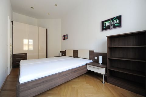 Our apartment “Alma” is located in the 12th district of Vienna, Tanbruckgasse 33/21 and is very easy to reach by public transport. The modern and fully furnished apartment with a size of 41 m², has a bedroom, a living room, a fully equipped kitchen, ...