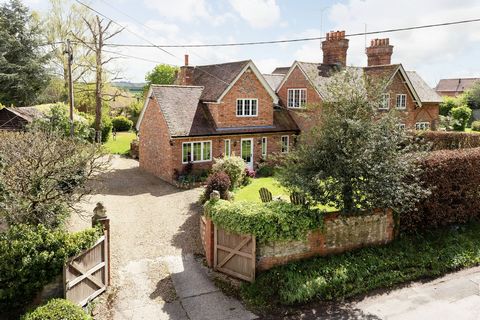 Heathfield is an exceptional, fully modernised, contemporary cottage-style family home that seamlessly blends exquisite period character with the latest quality fixtures and fittings, perfect for modern living. Located about 2.5 miles from the small ...