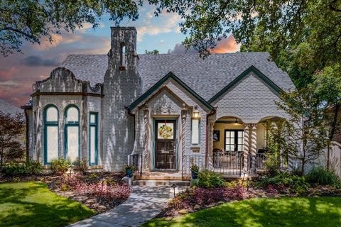 Beautifully restored and expanded 1927 Dines and Kraft Spanish Eclectic Tudor, nestled in the heart of Lakewood. Meticulously remodeled by Maestri Studio, this home boasts all-new systems, completed in fall 2019. front living area preserves its origi...