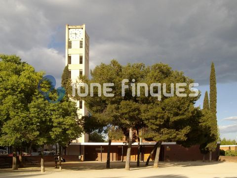 Hecha a tu medida :) Casa en excelente estado de conservación, especial para parejas con hijos Barcelona, Sabadell, Can Oriac. Por sólo 279.000 , dispone de un total de 151m2. Muy completa, consta de 5 habitaciones dobles y 2 baños, con cocina y saló...