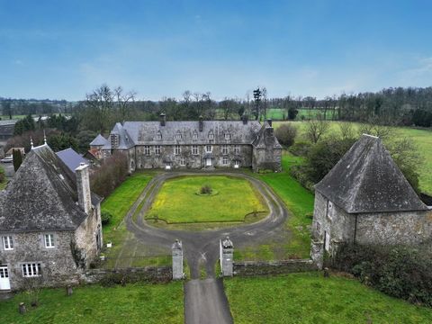 Jérémy Collas vous propose un Château de 600m2 sur 7hectares de terrain, situé entre terre et mer il prend naissance vers 1227. Sous l’influence de la Famille Sainte Marie défenseurs du Mont saint Michel pendant la guerre de cent ans le manoir se tra...