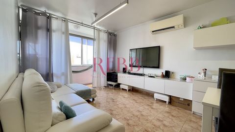 ???? Apartment mit 2 Schlafzimmern - Monte da Caparica, in der Nähe von Stränden und öffentlichen Verkehrsmitteln Diese charmante 2-Zimmer-Wohnung in Monte da Caparica bietet die perfekte Kombination aus Ruhe, Nähe zu wichtigen Dienstleistungen und e...