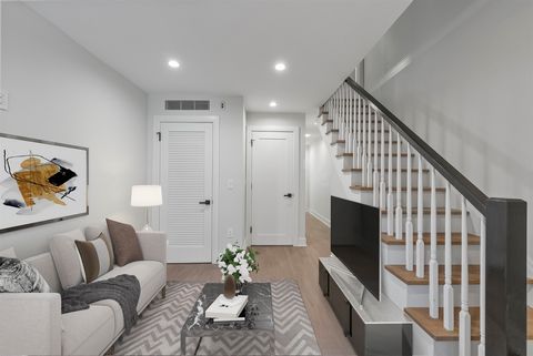 327.5 7th Street, #TH Â  The Most Luxurious Townhome in Prime Jersey City. Â  Contemporary elegance meets townhome luxury in this exquisitely gut-renovated single-family residence in the heart of Downtown Jersey City. Enjoy easy access to the PATH tr...