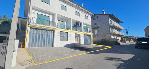 Opportunity to acquire this property with an area of 208 square meters, plus patio, space for Warehouse or industrial activity, located at Rua do Tapado, parish of Bem Viver, municipality of Marco de Canaveses. This property is well located, close to...