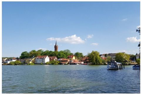 Wij zijn blij dat u geïnteresseerd bent in ons vakantieappartement “Schmaler Luzin” midden in het prachtige Feldbergmerenlandschap.