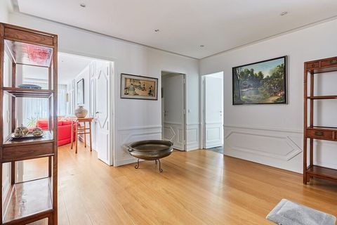 Superbe appartement élégant et tout équipé au coeur du célèbre quartier du Marais. Idéalement situé, dans un sublime immeuble au coeur du quartier du Marais, à 12 minutes de L