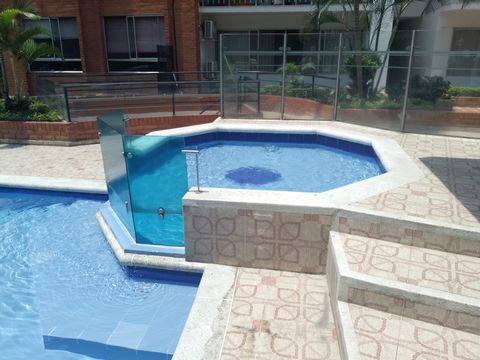 Sale of 4 floor apartment Hacienda sur de Cali. High Valorization Sector for being surrounded by shopping centers such as Unicentro, garden plaza, Valle del Lili Clinic, parks, close to schools and universities, excellent Access Roads such as 16th St...