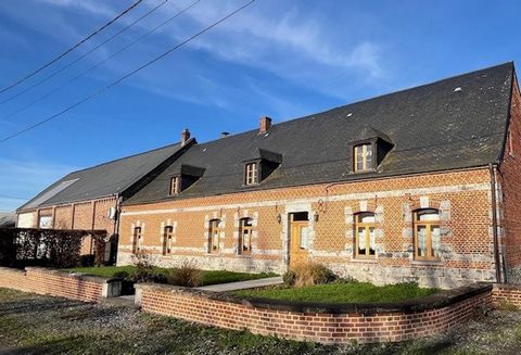 Un bien spacieux, polyvalent et plein de charme, parfait pour vivre, accueillir, travailler… ou tout à la fois !!!