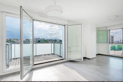 AGREABLE APPARTEMENT SANS VIS A VIS PROCHE TRAMWAY