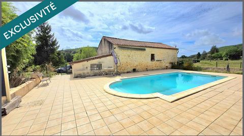 Maison en pierre et dépendances à finir de rénover sur plus d'un hectare de terrain.