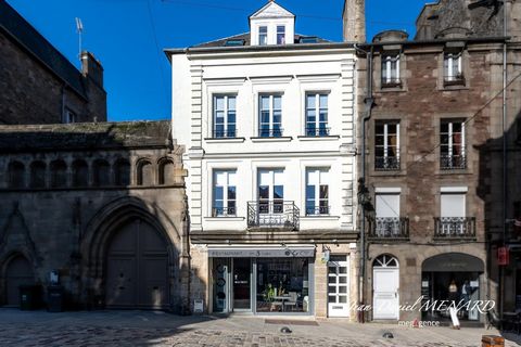 DINAN CENTRE : APPARTEMENT T6 - 210 M2