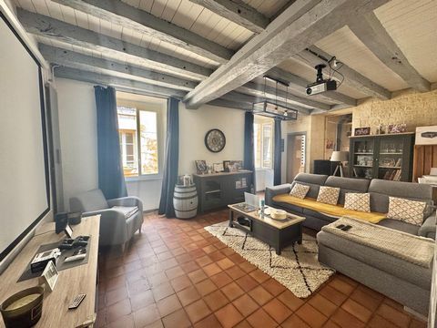 MAISON 4 CHAMBRES + COMMERCE A FONTENAY LE COMTE