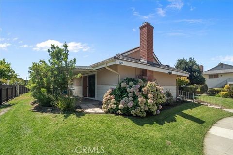 Welcome to New Horizons Your Ideal 55+ Community Retreat Step into comfort and convenience with this charming single level end-unit bungalow featuring two bedrooms and one-and-a-half baths. This thoughtfully designed home offers an inviting layout wi...
