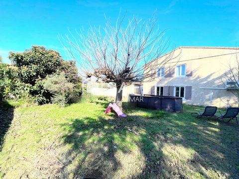 Mas-Blanc-des-Alpilles – Maison d'environ 165 m², 4 chambres, sur terrain piscinable.