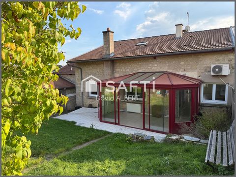 Grande maison avec potentiel d’aménagements.
