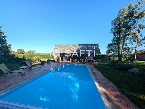 RARE. MAISON avec dépendances et piscine sur très grande parcelle.