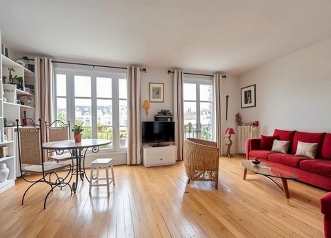 Saint-Mandé Centre – 2/3 pièces 50 m² avec balcon – Dernier étage, calme et lumineux