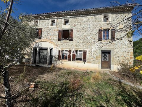 Maison de charme en pierre – 184 m² habitables – Secteur Cépie