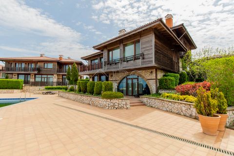 . Luxury house with sea / pool view and 4 bedrooms in Sozopolis holiday complex, Sozopol We are pleased to offer this gorgeous 4-bedroom house located in villa complex Sozopolis, Sozopol. The house has 3 floors with a total area of 470.95 sq.m. and i...