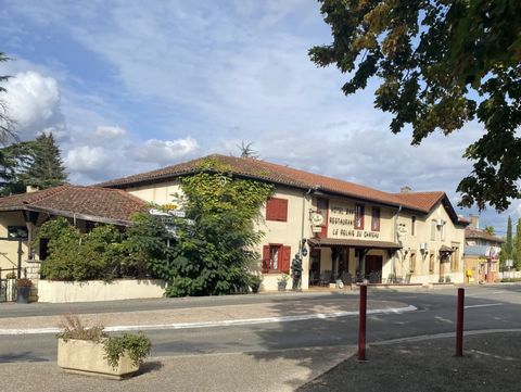 Summary This is a charming, south facing hotel-bar-restaurant with French and international clientele in a lovely village, south-west of Toulouse. The restaurant is open all year round and benefits from a fully-staffed professional kitchen, bar area,...