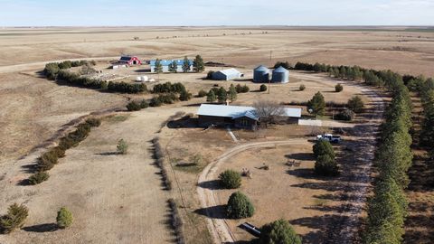 The Milburn South Fork Ranch is an excellent, well maintained ranch close to Limon, Colorado. The ranch consists of 40 +/- acres deeded and 40 acres adjacent lease ground, 3 wells, good fences, mature shelter belt, good access. The ranch has been ope...