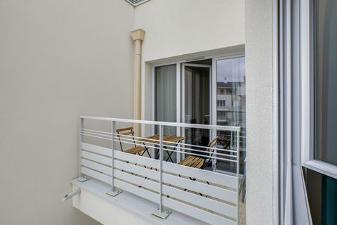 Chic appartement avec parking et balcon