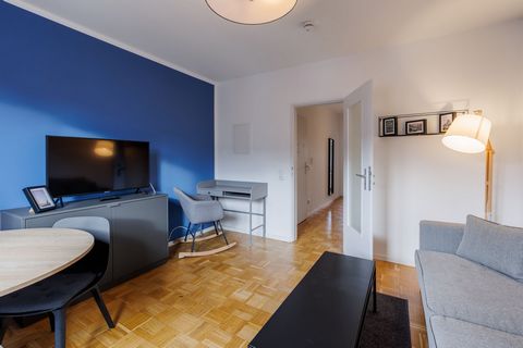 CLASSIC APPARTEMENT Our classic apartment offers 42 qm of living space for up to 3 persons. - Bathroom with a shower cubicle - Kitchen with a microwave, fridge and sink - Nespresso coffee mashine - Balcony - Wi-Fi - Flatscreen with USB connection - W...