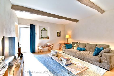 Dpt Bouches du Rhône (13), à vendre A GARDANNE, proche de AIX EN PROVENCE Duplex T4 de 125 m² avec terrasse de 45 m2