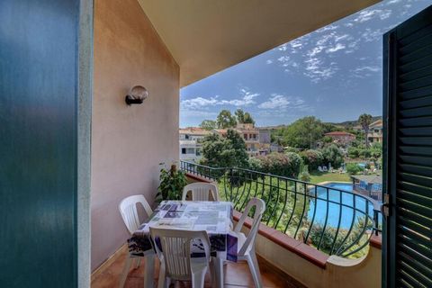 Located in the renowned resort of Santa Teresa. Also just a few minutes walk from the beautiful white sandy beach. The residence has a beautifully landscaped pool, a perfect starting point to relax. The apartments are bright and friendly and offer yo...