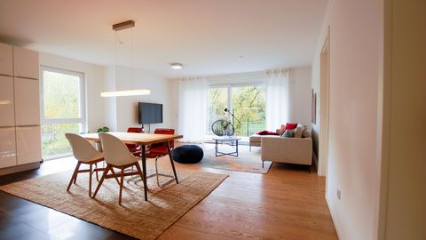großzügige 3 Zimmer Wohnung in einem hochwertigen Neubau (Erstbezug 2016) >>> Wohnung ist neu gestrichen und NEU MÖBLIERT